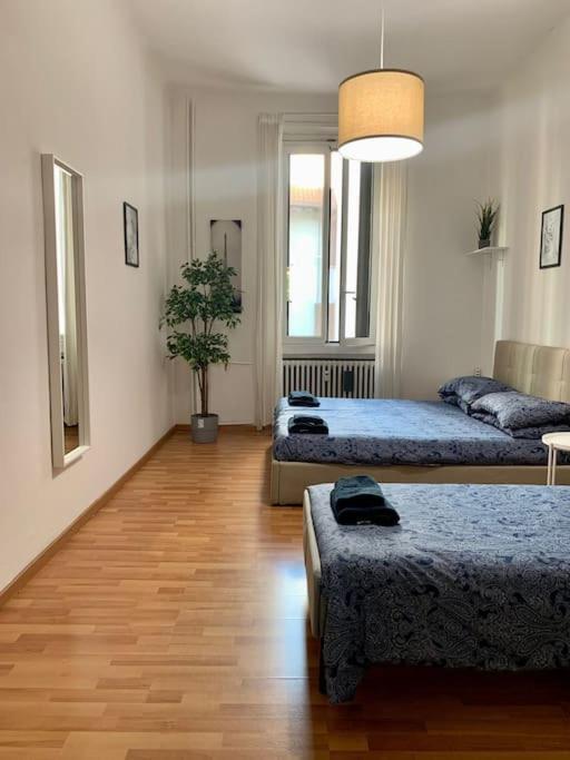 Splendido Bilocale A 4 Fermate Dal Duomo Apartment Milan Exterior photo